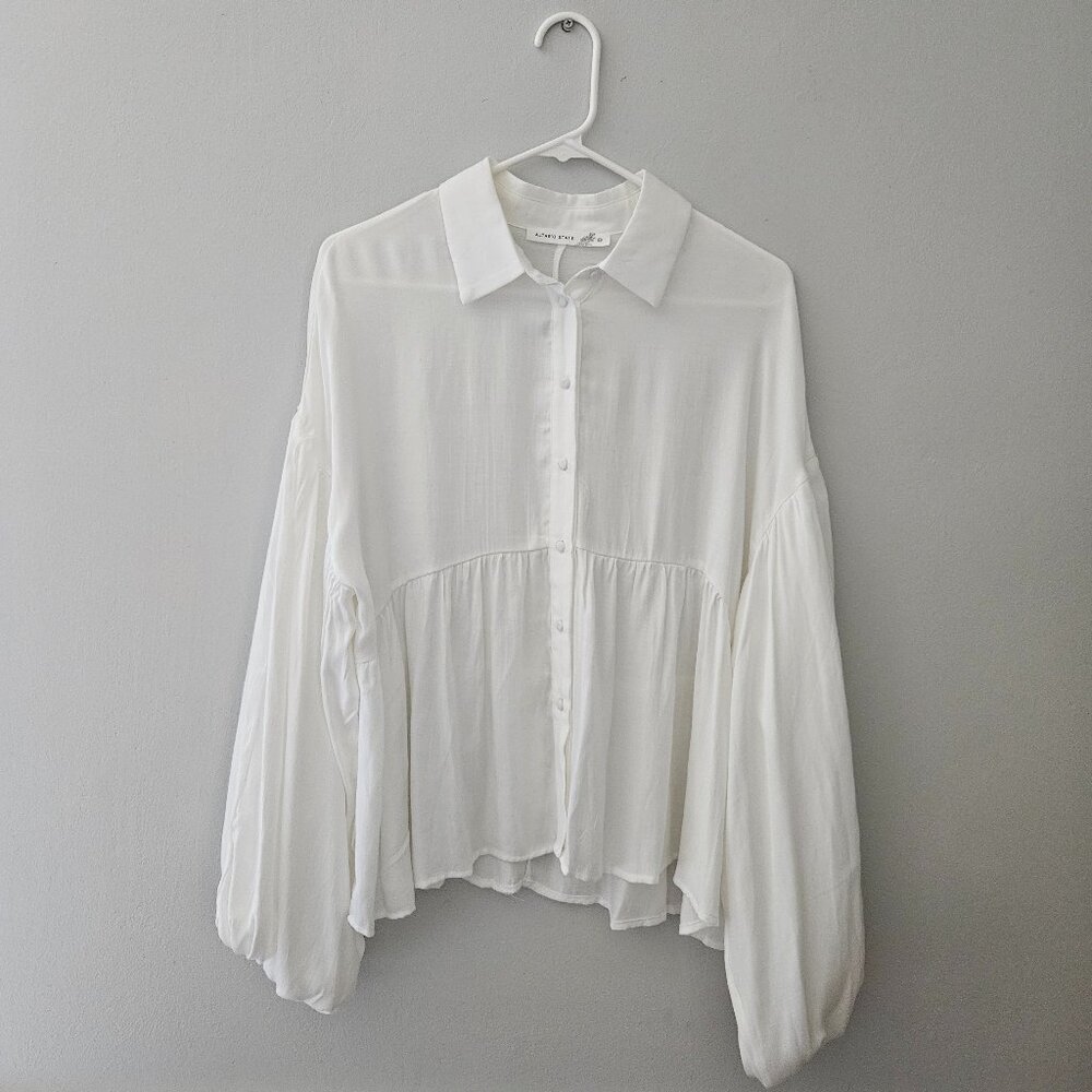 Altar'd State White Bell Sleeve Shirt Size Medium
